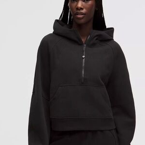 Black Lululemon scuba